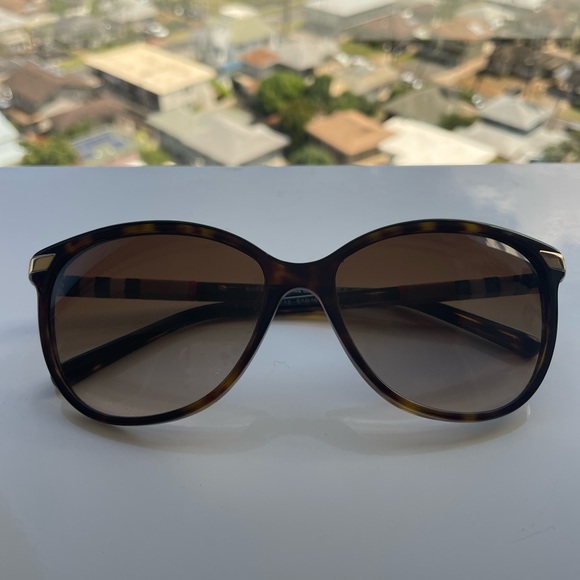Burberry Sunglasses - Picture 1 of 10